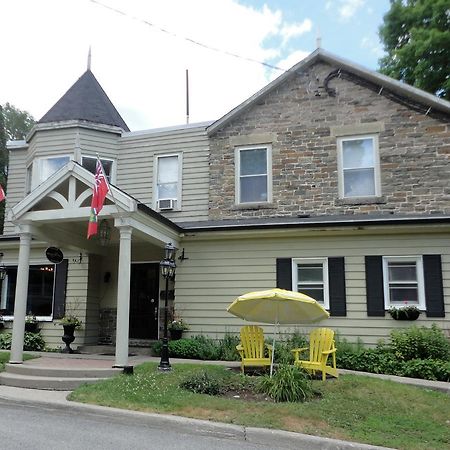Inn At The Falls Bracebridge Bagian luar foto