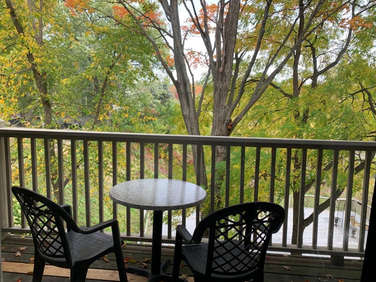 Inn At The Falls Bracebridge Bagian luar foto