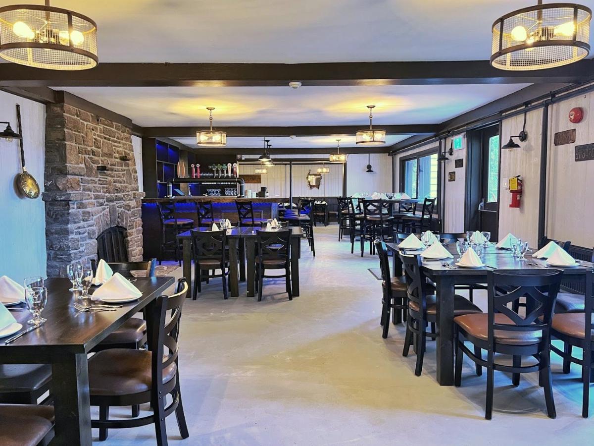 Inn At The Falls Bracebridge Bagian luar foto