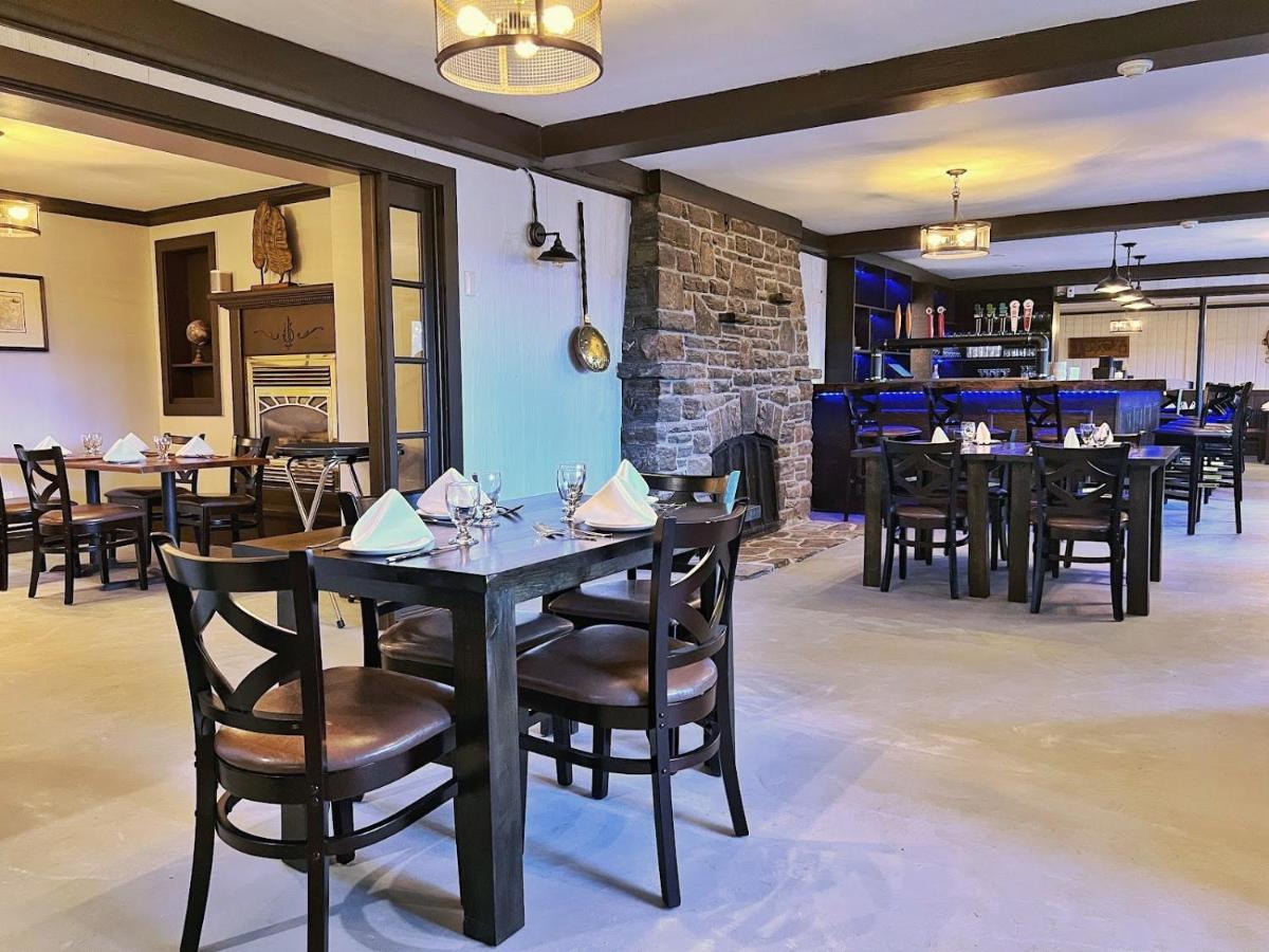 Inn At The Falls Bracebridge Bagian luar foto