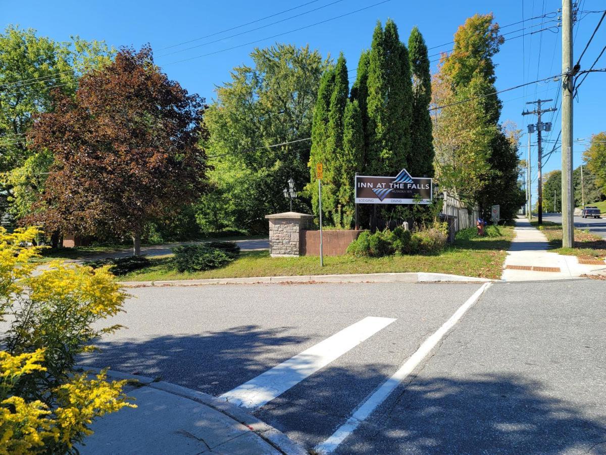 Inn At The Falls Bracebridge Bagian luar foto